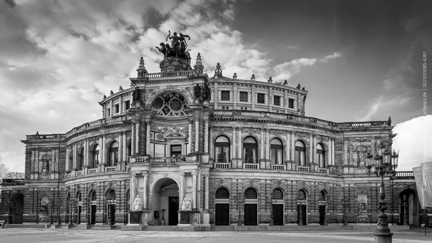 Augenblick, Deutschland, Dresden, Fotografie, Sachsen, Semper Oper, Apple iPhone 12 Pro